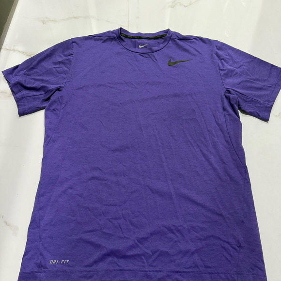 Nike T-Shirt Dri-FIT Performance Running Training Mens Medium - Picture 1 of 3